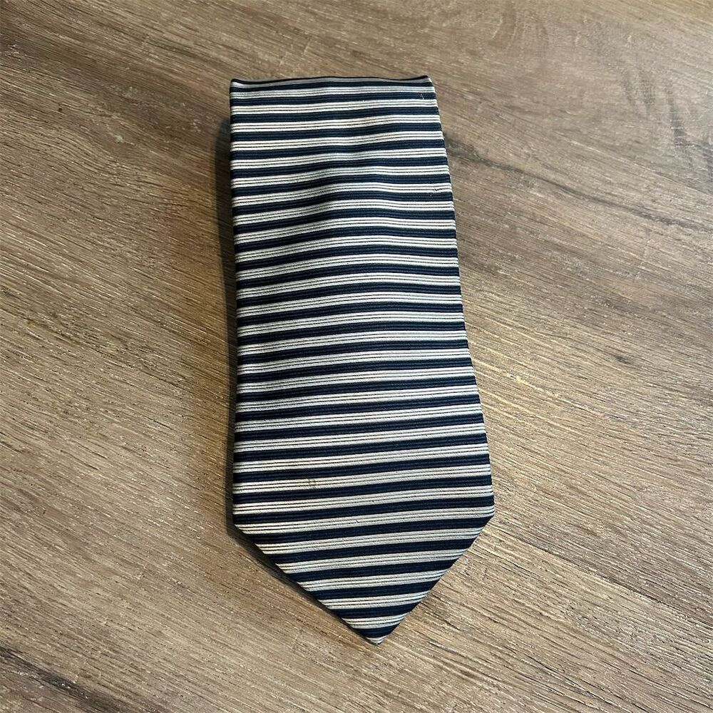 Brooks Brothers Men's Blue Striped Silk Tie Classic Width
